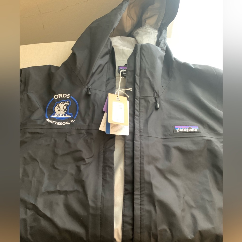 Pantagonia, Women’s, Torrentshell 3L Jacket, Medium, Black